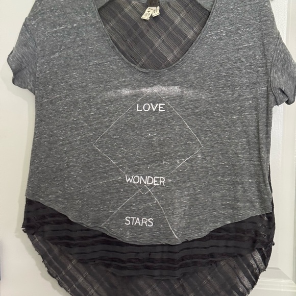 We The Free Asymmetrical Black and Gray Short Sleeve Tee - Picture 1 of 9
